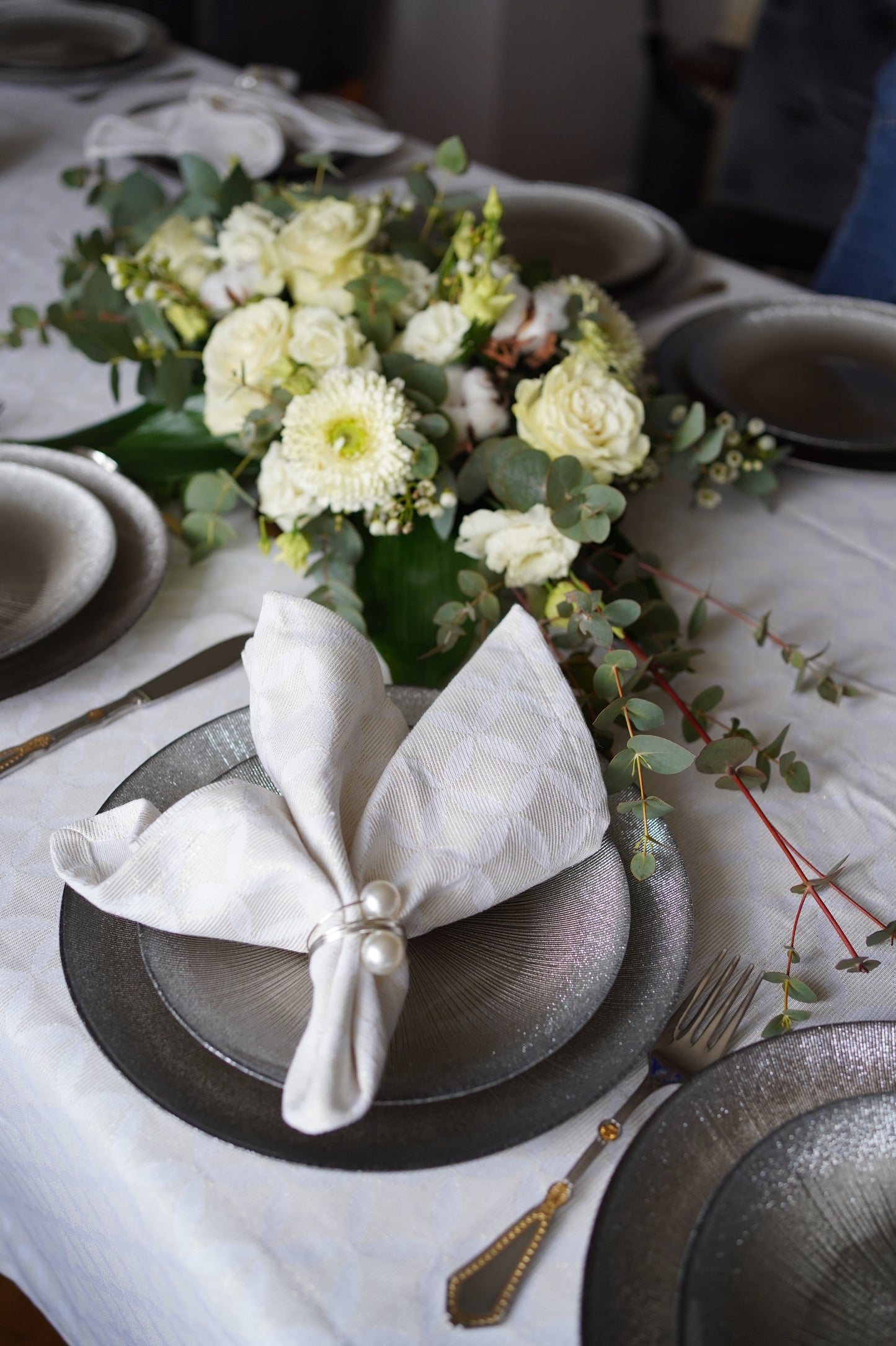 Location Décoration de Table - Assiettes Grises