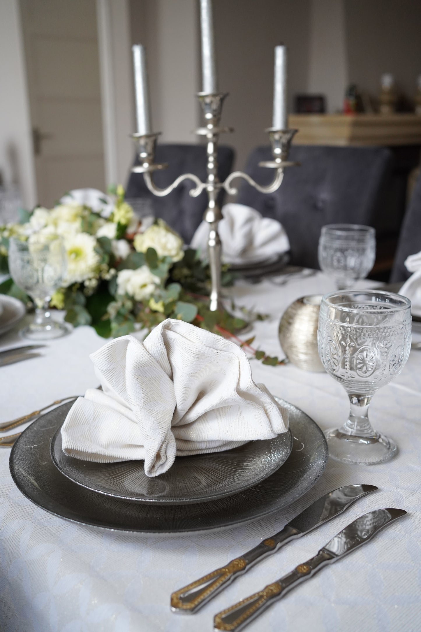 Location Décoration de Table - Assiettes Grises