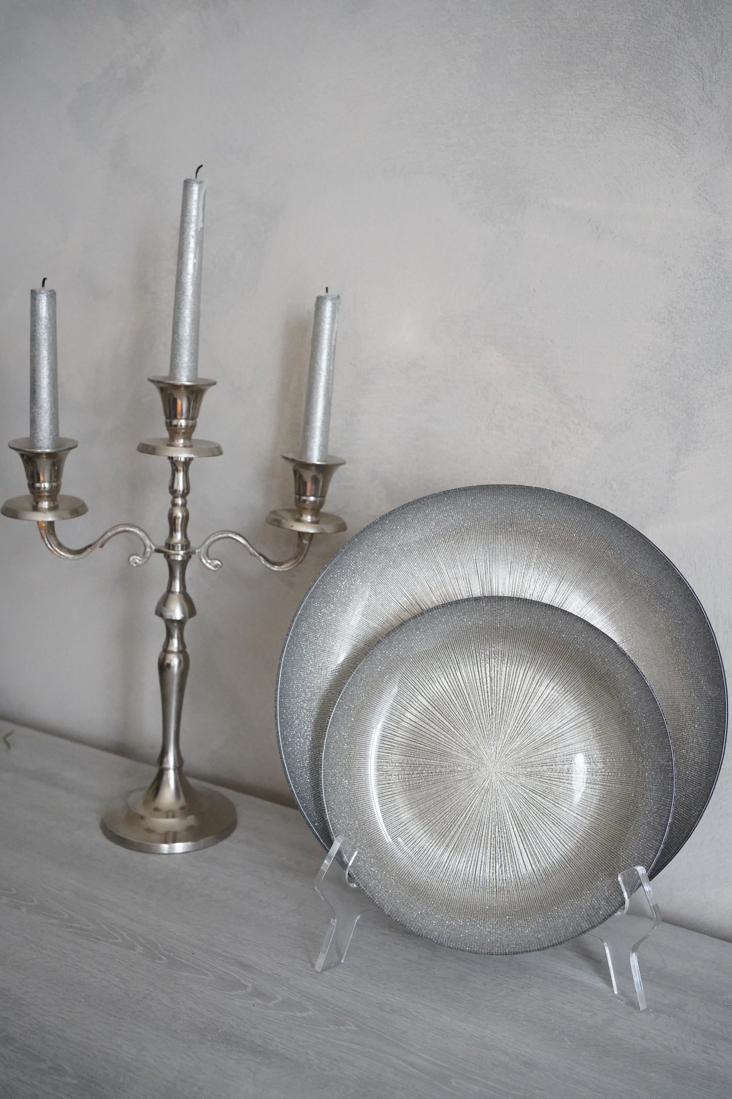 Location Décoration de Table - Assiettes Grises